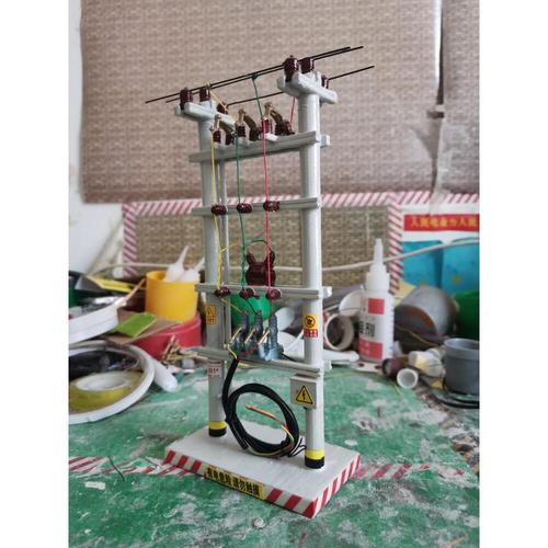 双杆分支开关台架变压器线路模型 办公教学的多功能精致摆件